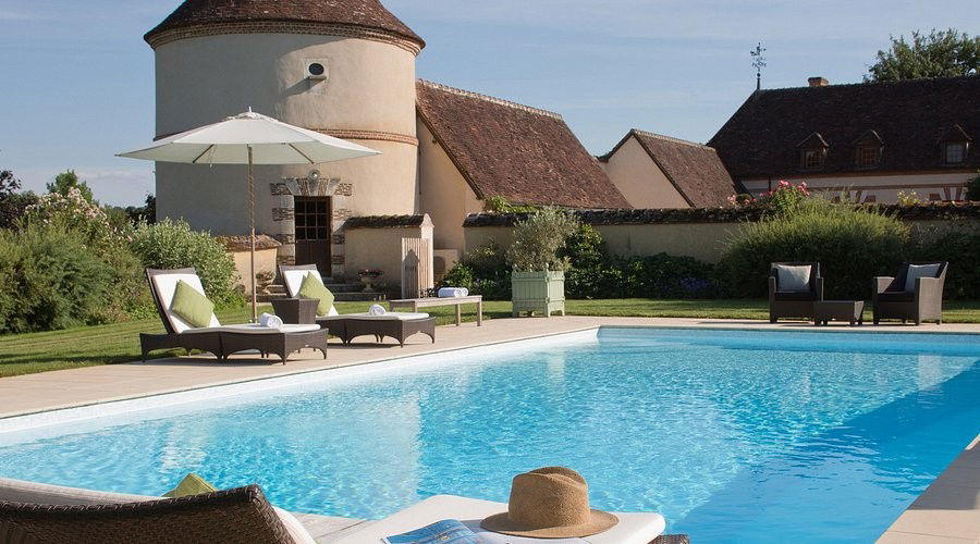 La Borde hotel in Leugny