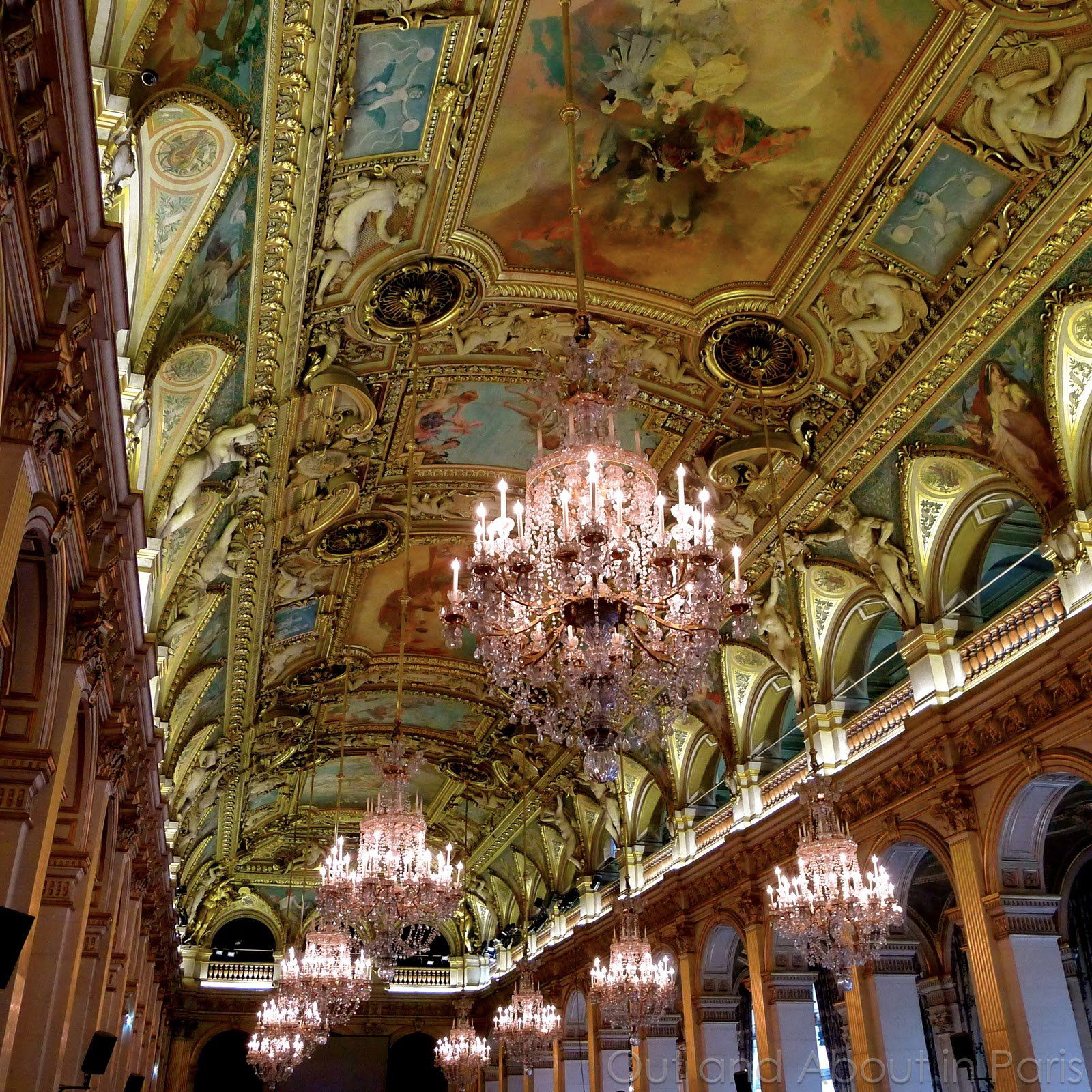Le Grand Saint-Benoît, Restaurant in Saint-Benoît-sur-Loire