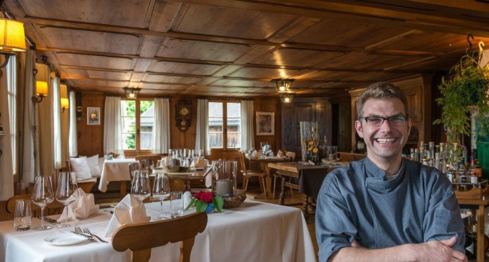 Zwyssighaus, Restaurant in Bauen