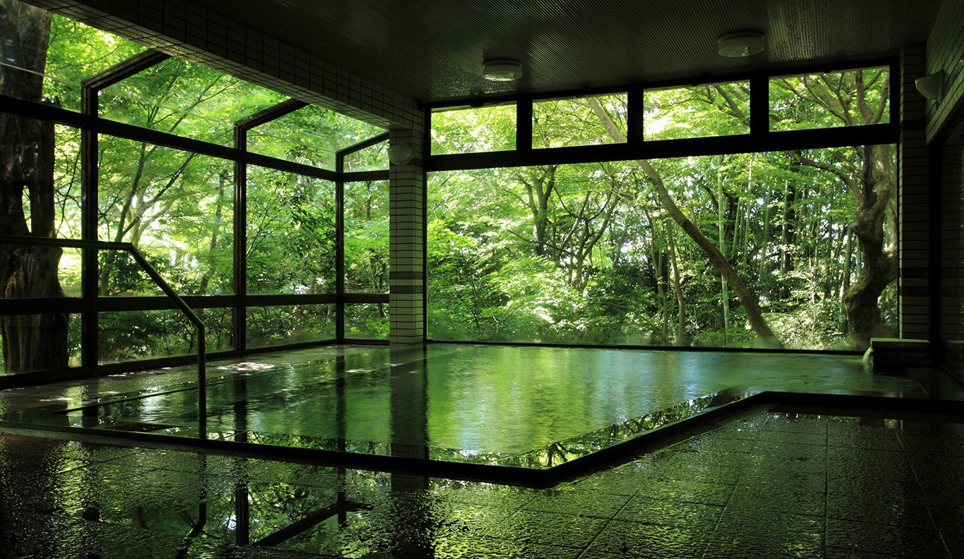 Beniya Mukayu hotel in Kaga, Japan