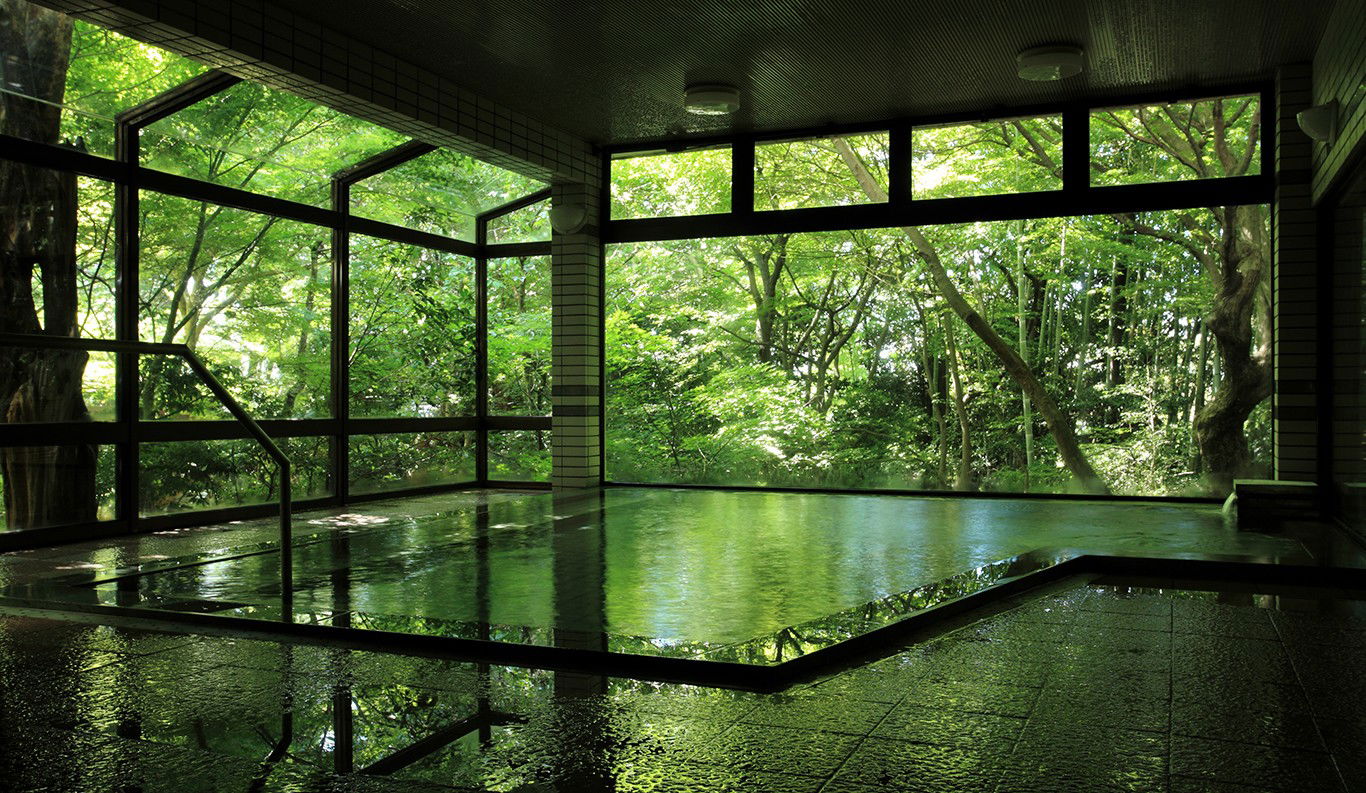 Beniya Mukayu hotel in Kaga, Japan