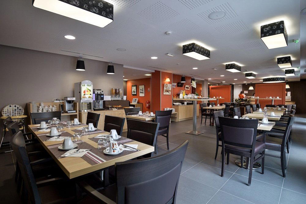 Le Chardonnay, Clermont-Ferrand, France