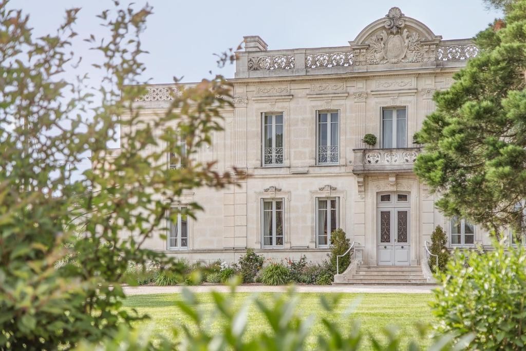 La Nauve, Hôtel & Jardin hotel in Cognac, France