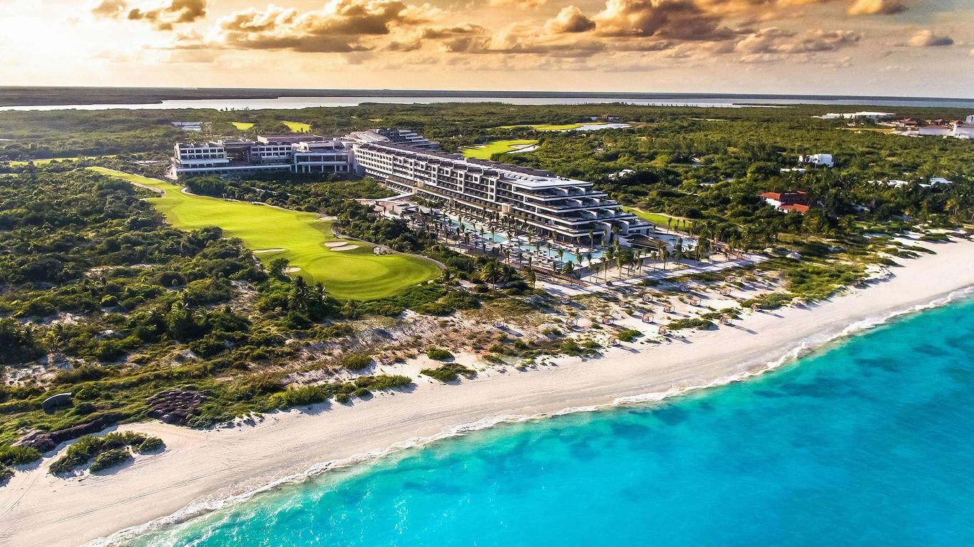 Atelier Playa Mujeres, Cancún, Mexico