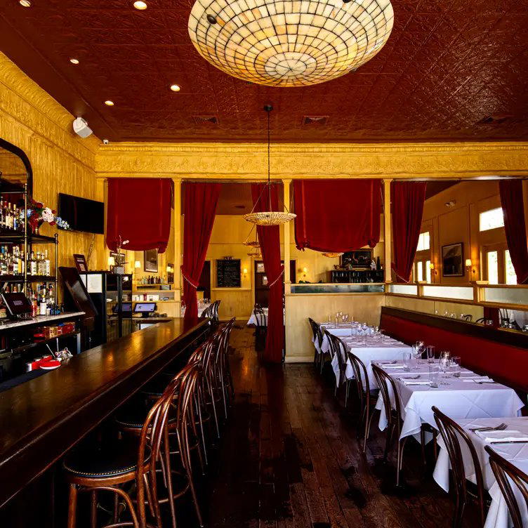 La Petite Grocery, New Orleans, United States