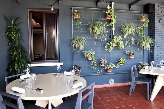 Saur, Restaurant in Barco