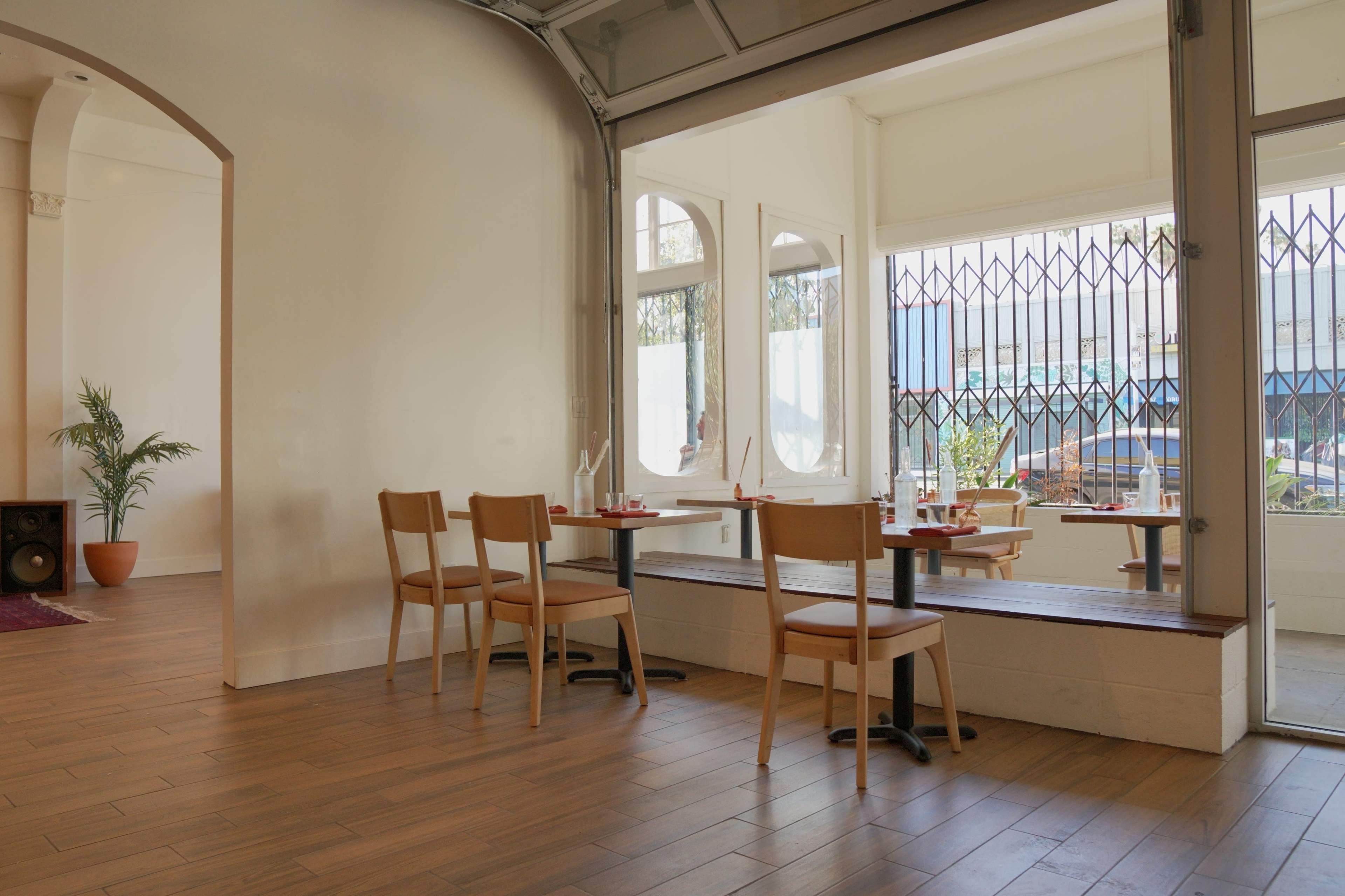 Flavors from Afar, Restaurant in Los Angeles