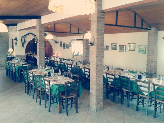 Agriturismo Il Cavallino restaurant in Semproniano, Italy