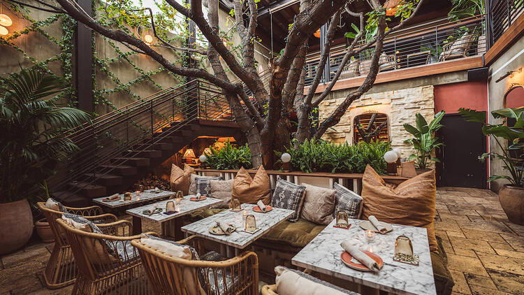 Totoraku, Los Angeles, United States