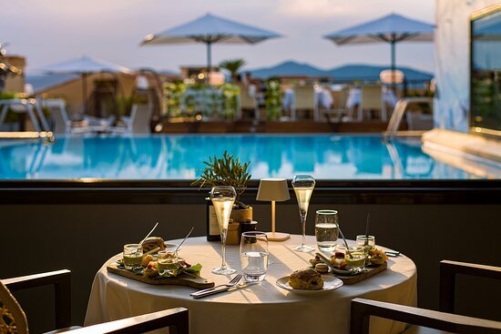 Les Toits - Hôtel de Paris Saint-Tropez restaurant in Saint-Tropez, France