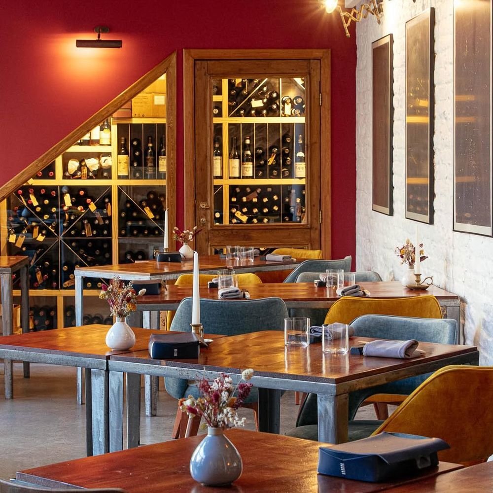 Racines restaurant in Saint-Denis-lès-Bourg