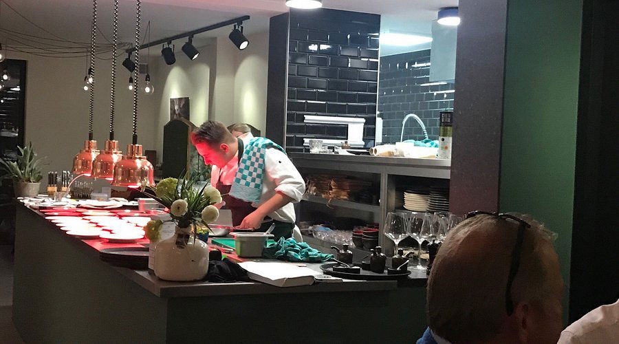 Pouwe, Restaurant in Hoeven