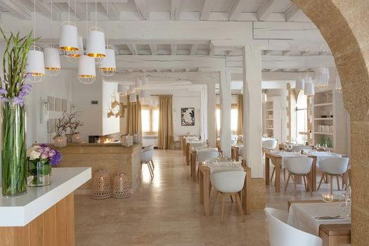 Le Vieux Castillon restaurant in Castillon-du-Gard, France