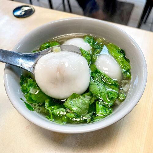 Yuan Huan Pien Oyster Egg Omelette restaurant in Taipei, Taiwan