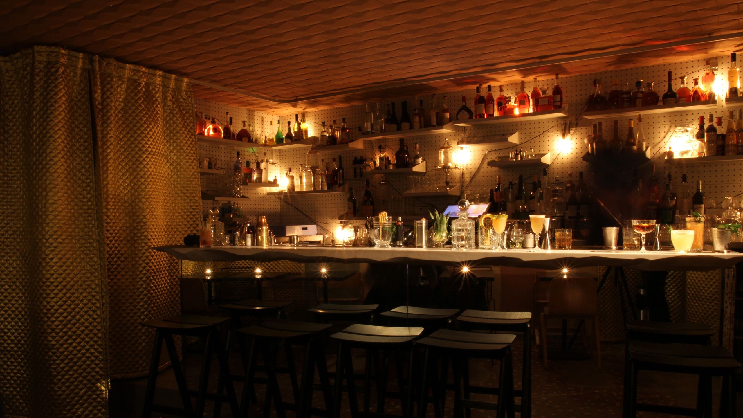 Le Syndicat bar in Paris, France