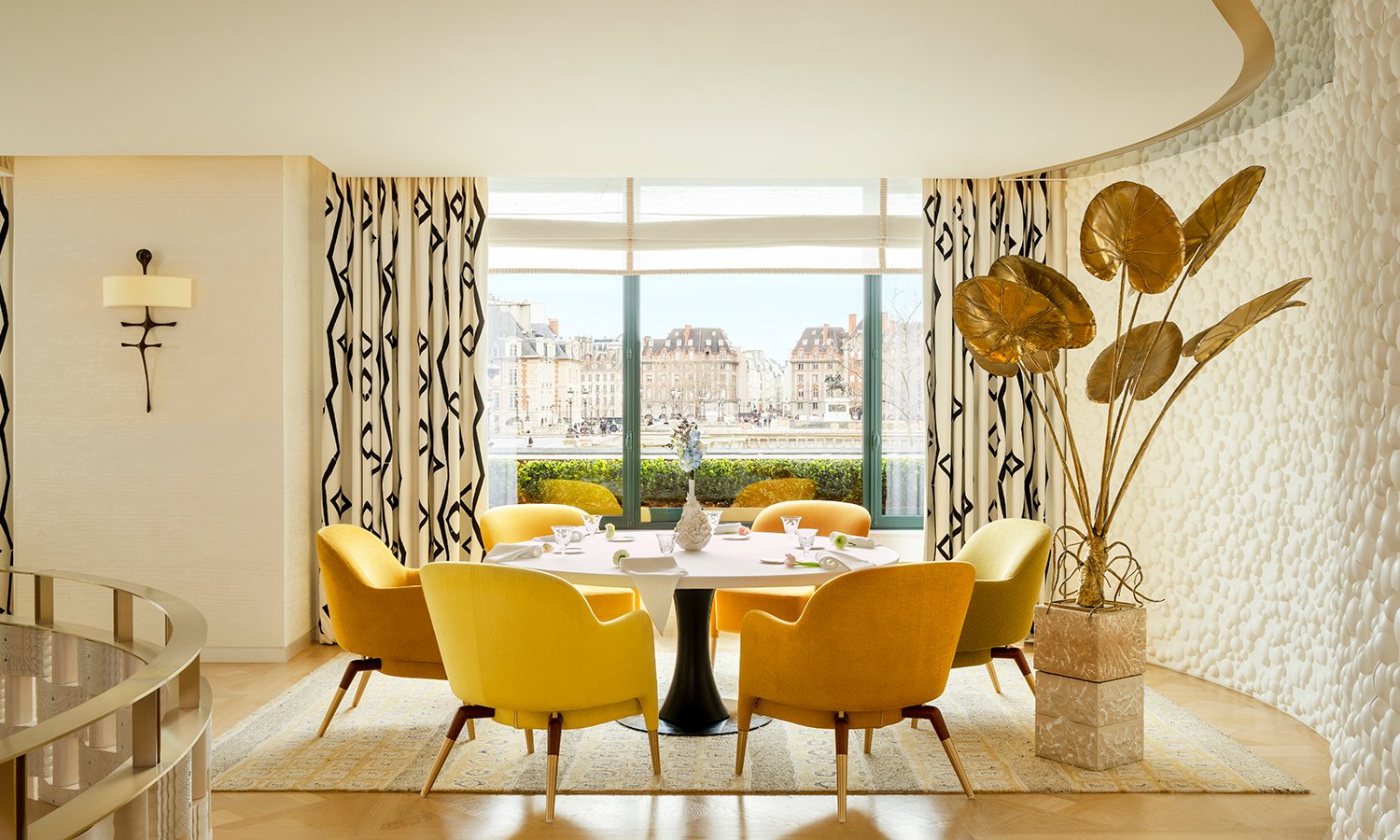 Blanc restaurant in Paris, France