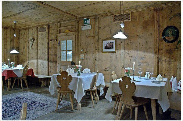 Ansitz Steinbock, Villandro, Italy