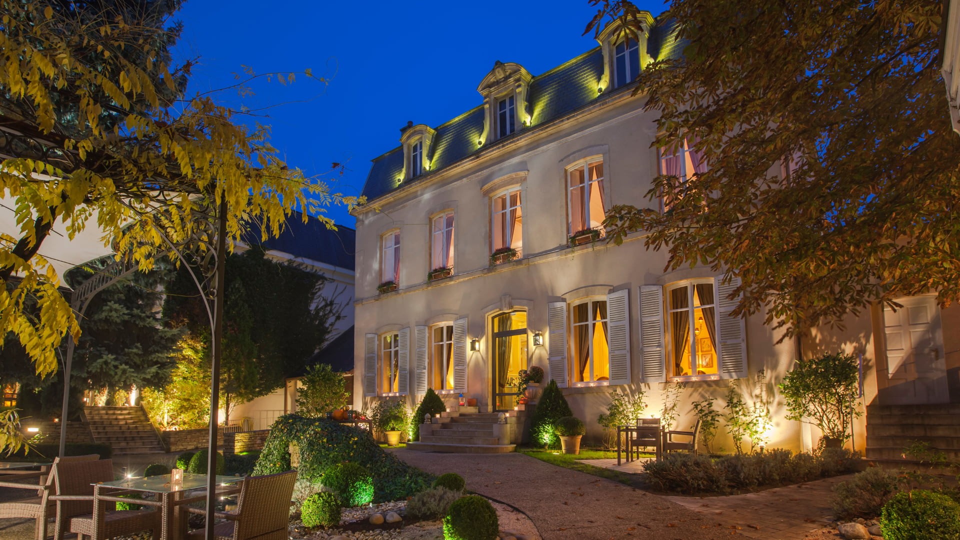 Hostellerie Cèdre & Spa hotel in Beaune, France