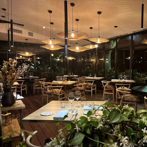 Le 6, Restaurant in Paris