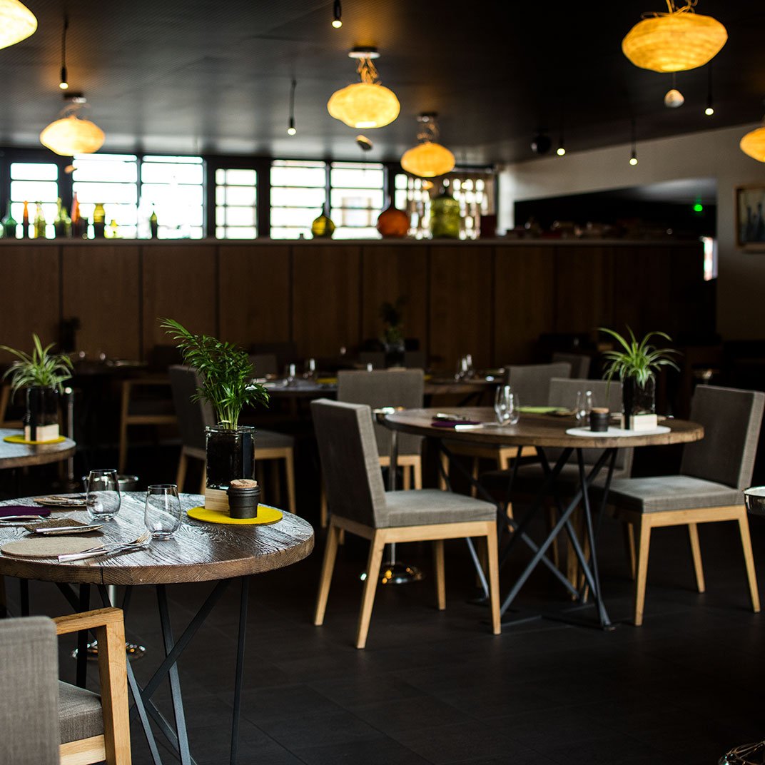 Aux Terrasses restaurant in Tournus, France