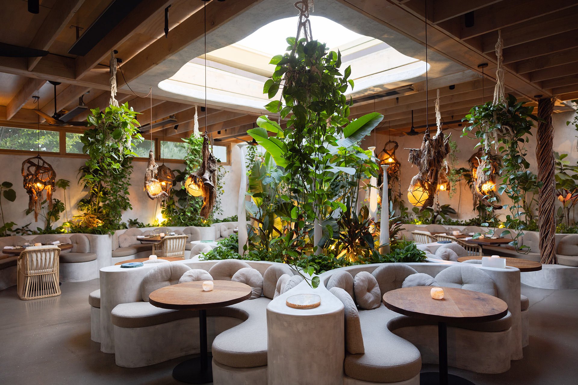 Meteora restaurant in Los Angeles, United States