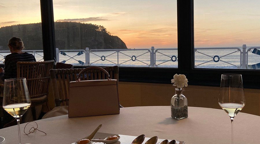 Ayalga, Restaurant in Ribadesella