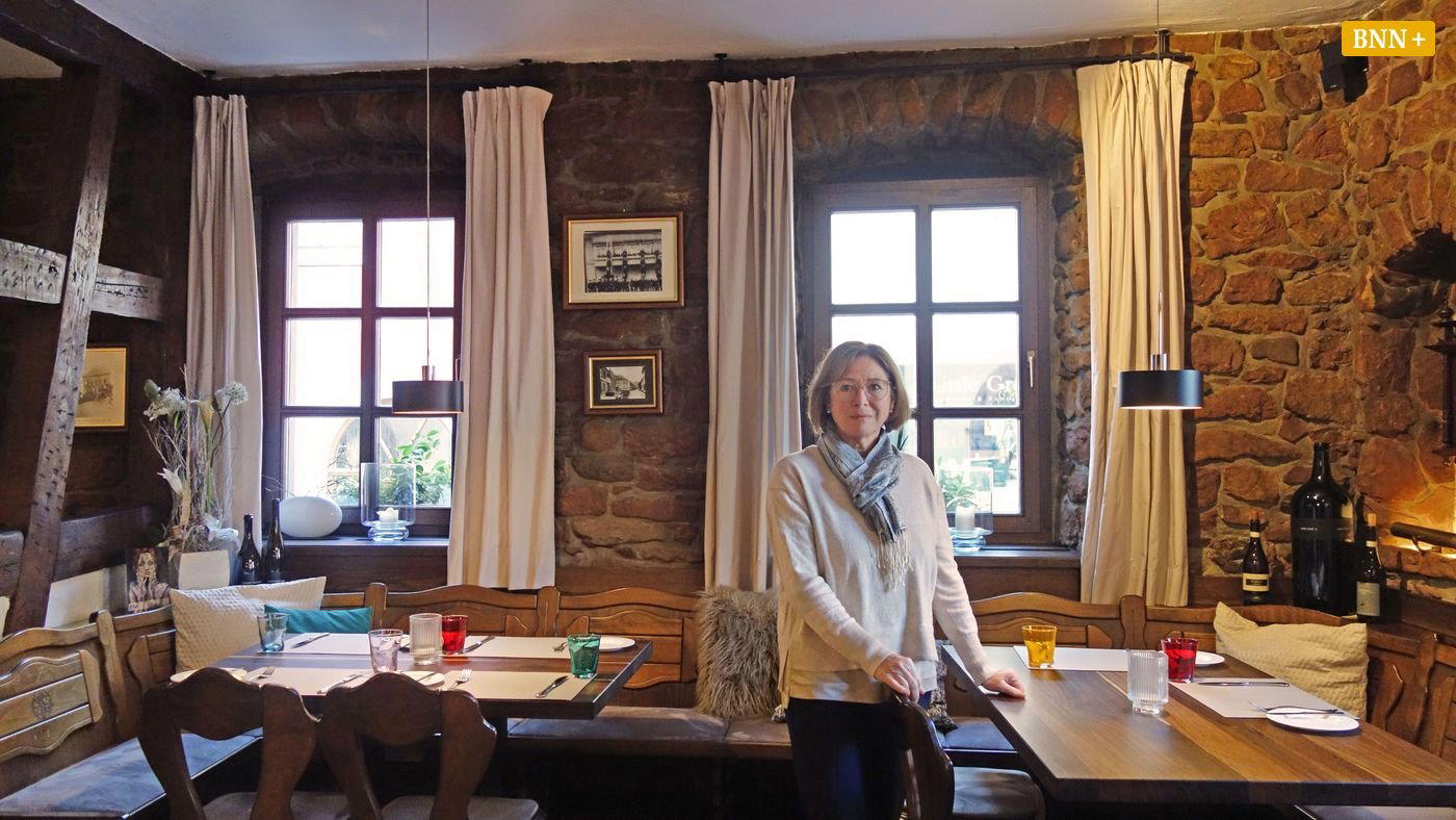 Dorf-Chronik, Maikammer, Germany