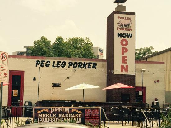 Peg Leg Porker BBQ, Nashville, United States