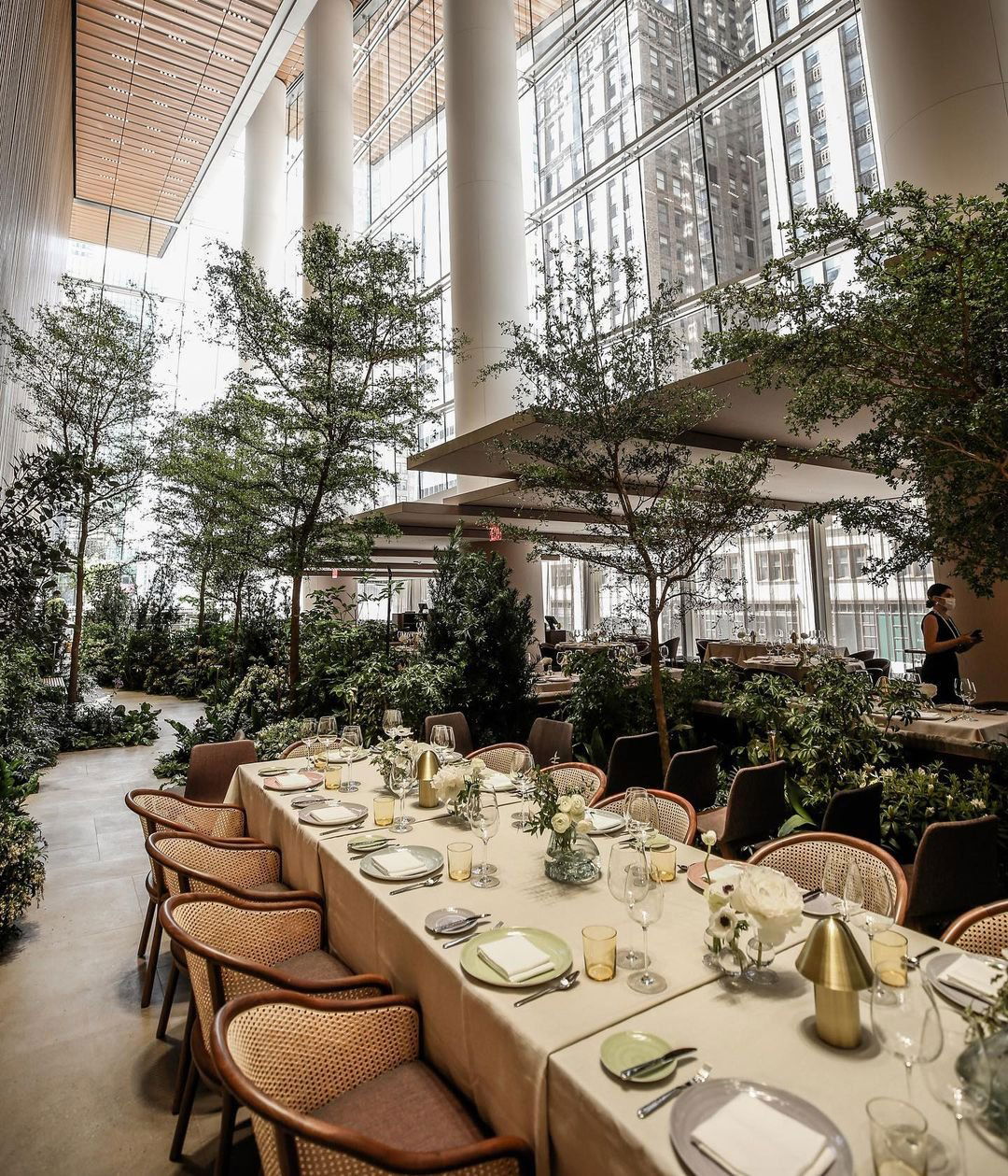 Le Pavillon, Restaurant in New York City