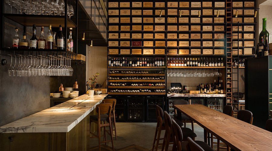 Leo Wine & Kitchen, Restaurant in Rostov