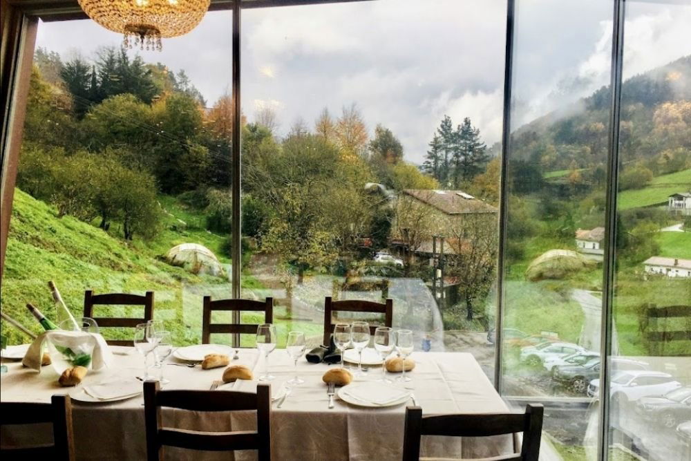 Hika, Restaurant in Villabona