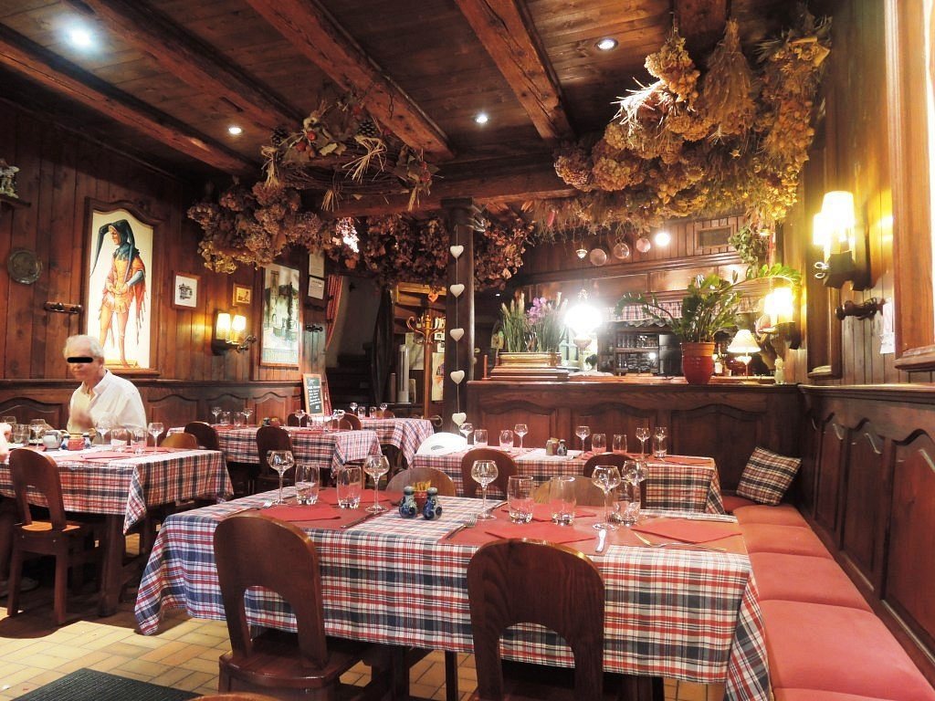 Belvédère restaurant in Fontvieille, France