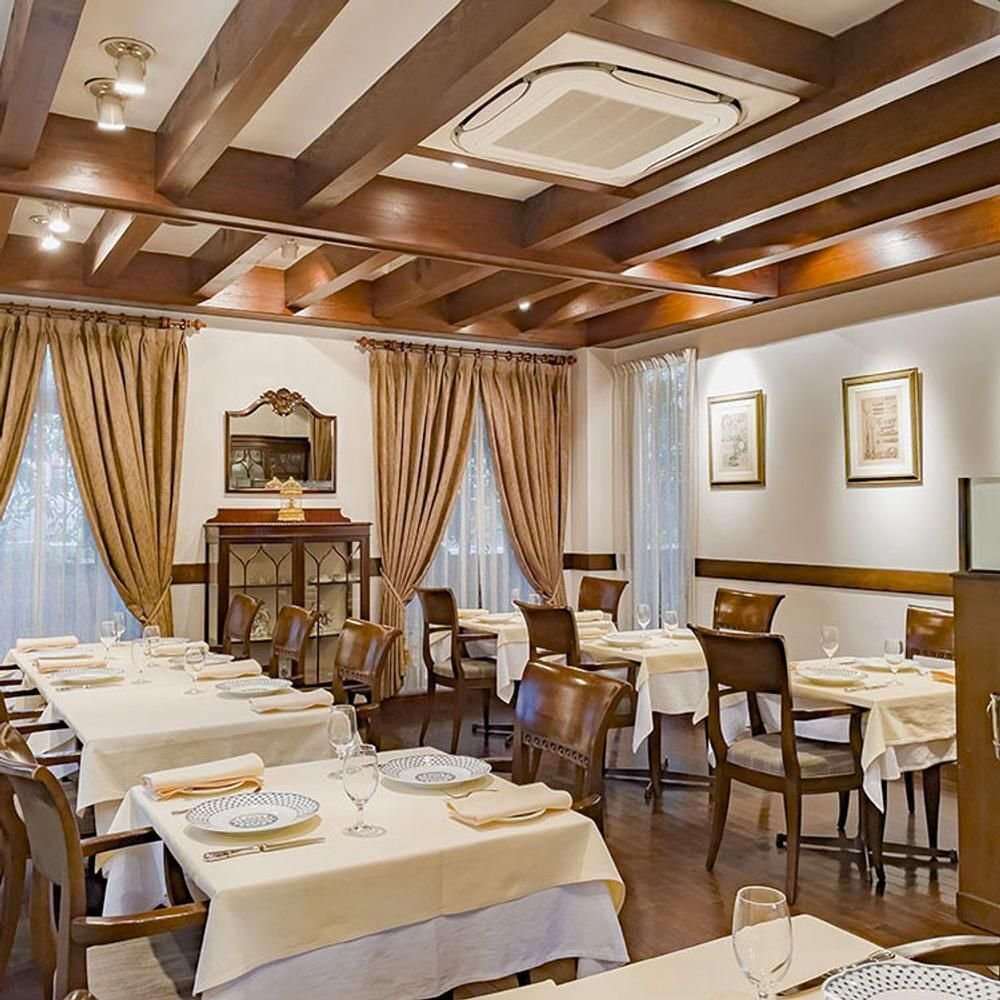 La Cachette restaurant in Nara, Japan