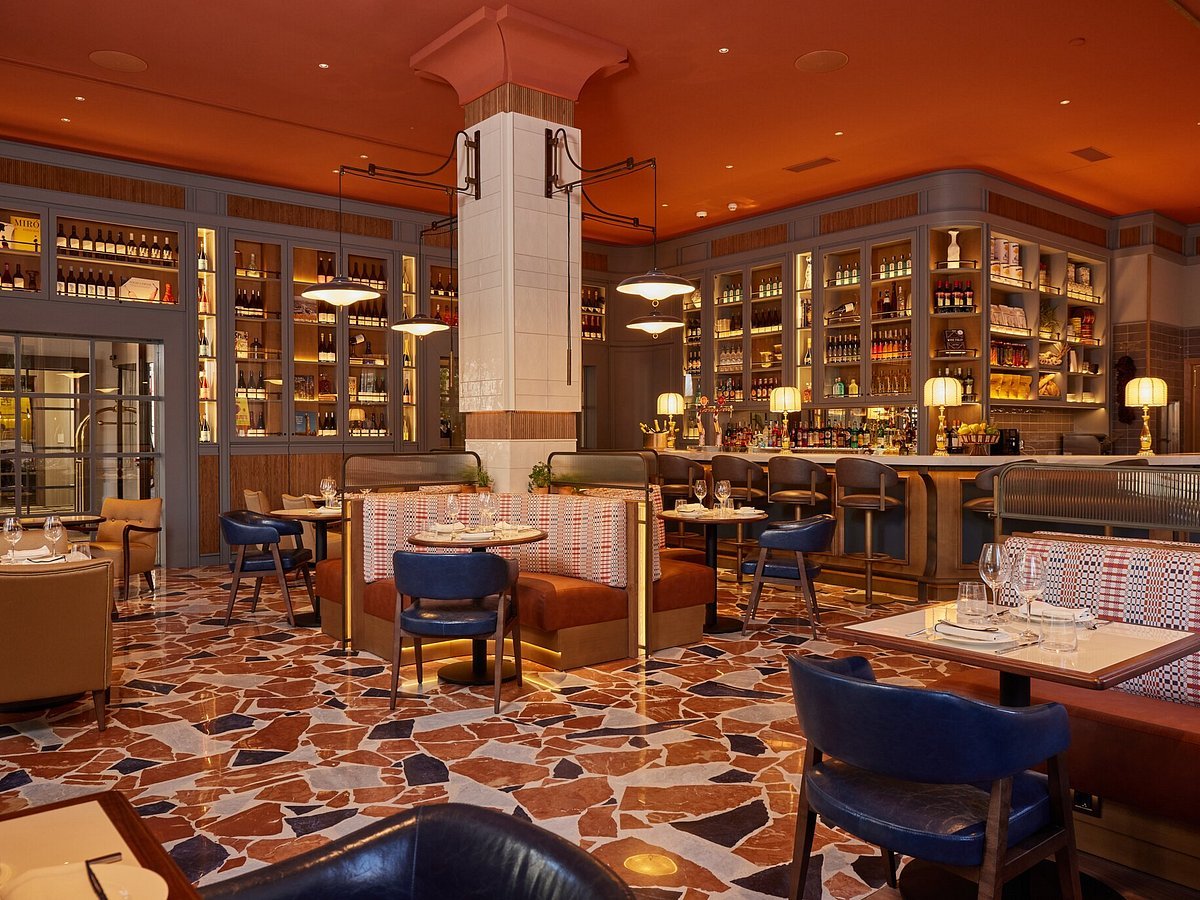 Teatro kitchen & bar restaurant in Barcelona