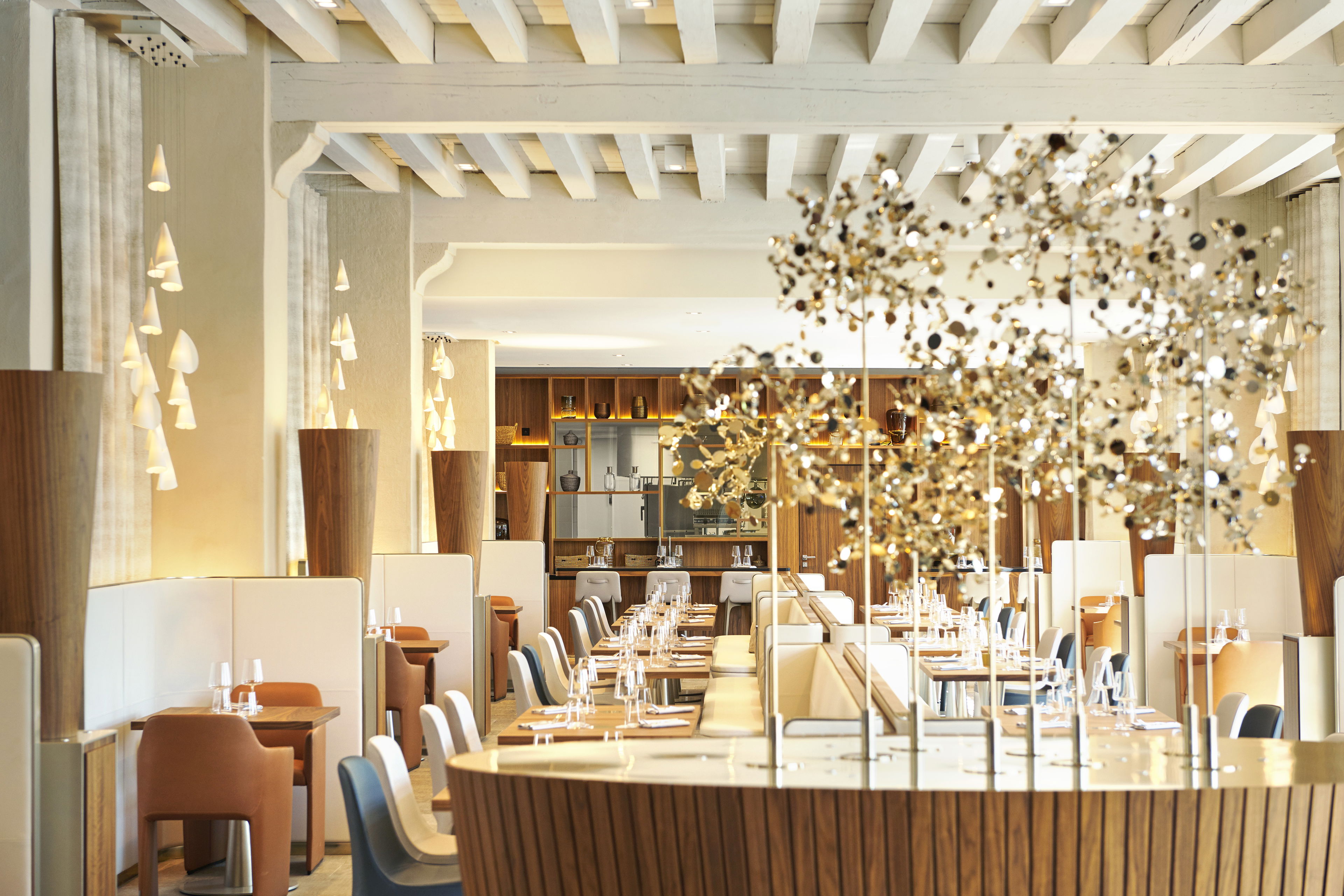 Epona, Restaurant in Baix