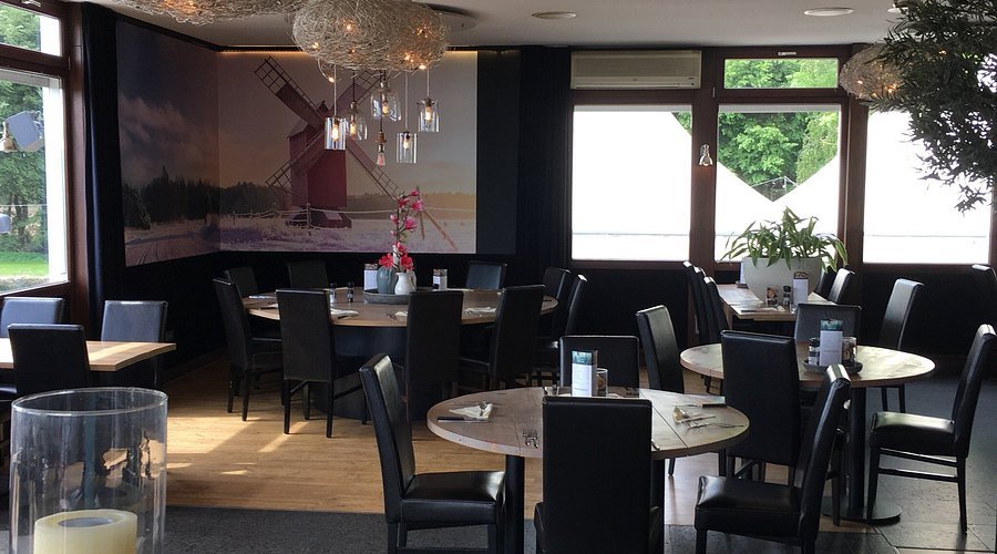 De Lindeboom New Style restaurant in Beek, Netherlands