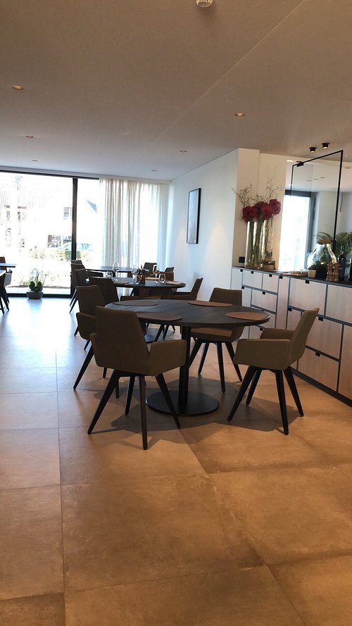 Brasserie Fiston, Restaurant in Varsenare