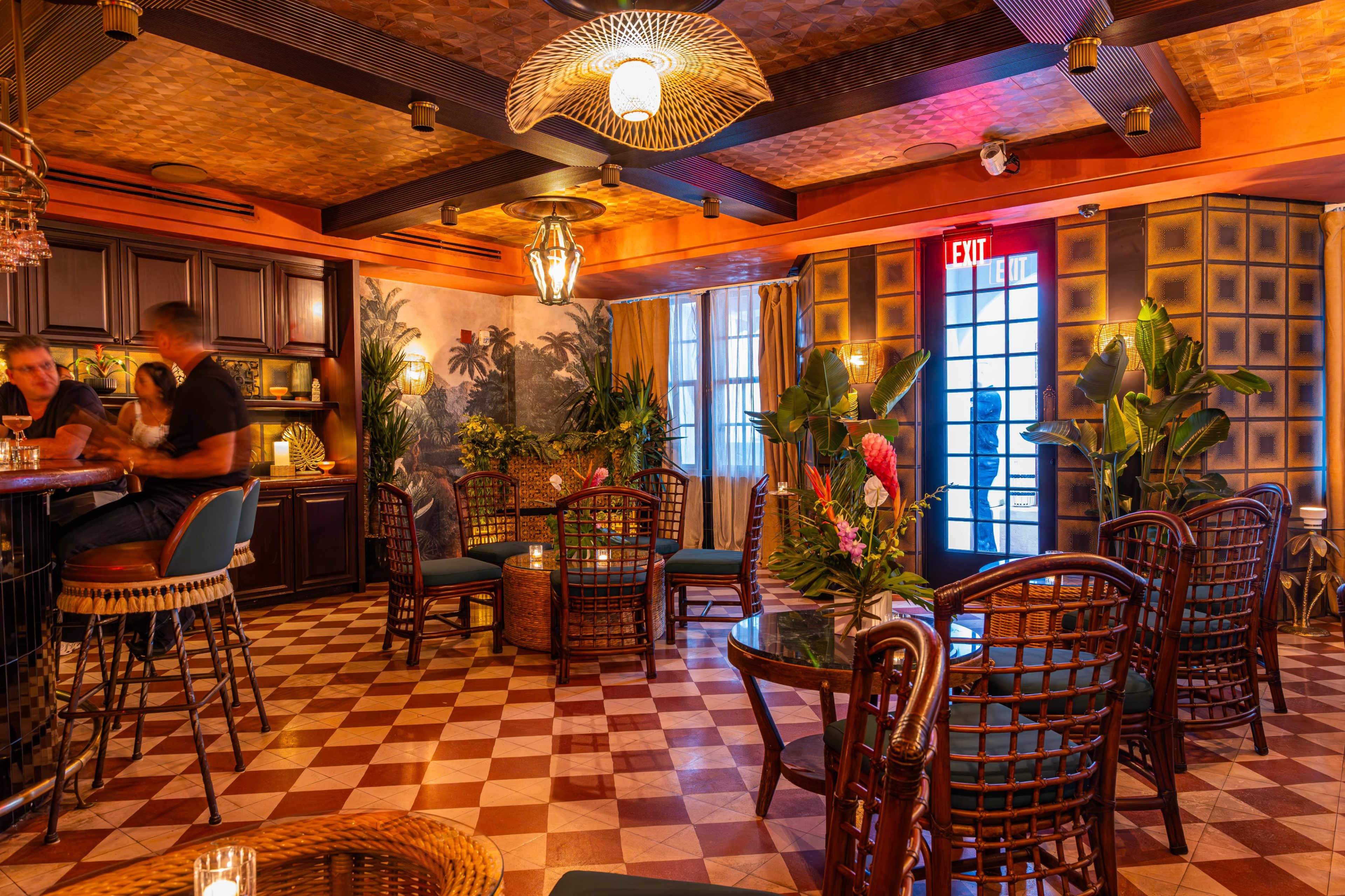 Hideaway, Bar in Goa