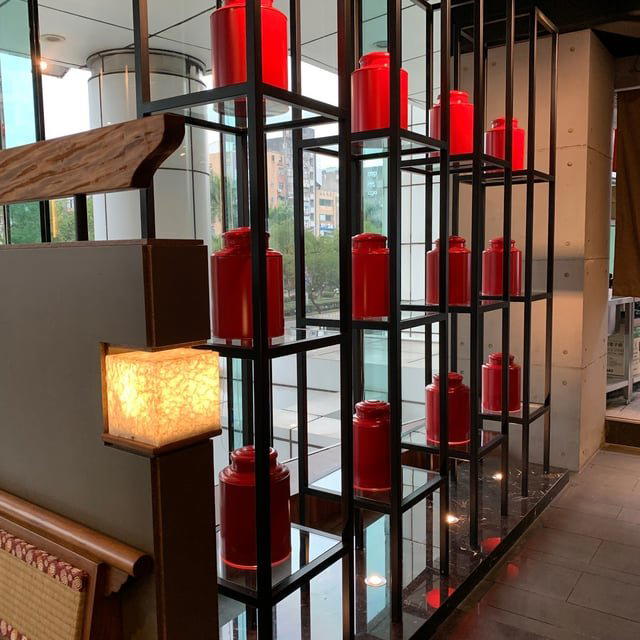 Jen Ho Yuan restaurant in Taipei, Taiwan