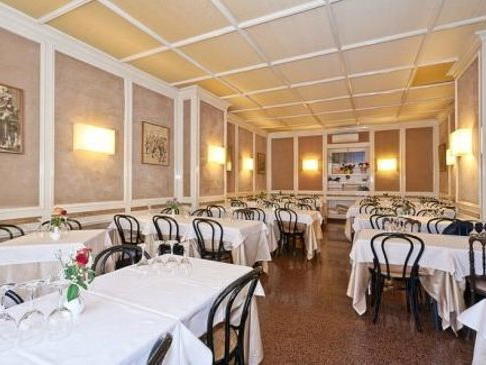Tre Scalini, Novara, Italy