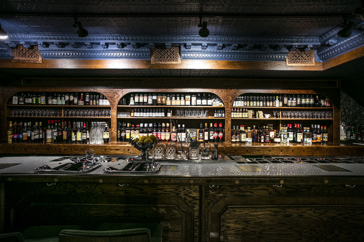 Amor y Amargo bar in New York City