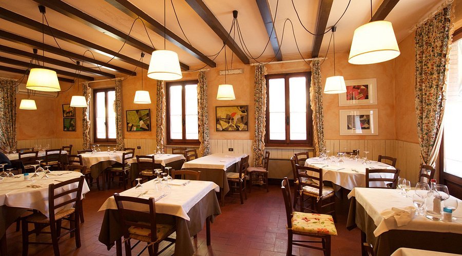 Trattoria da Marino restaurant in Serravalle Pistoiese