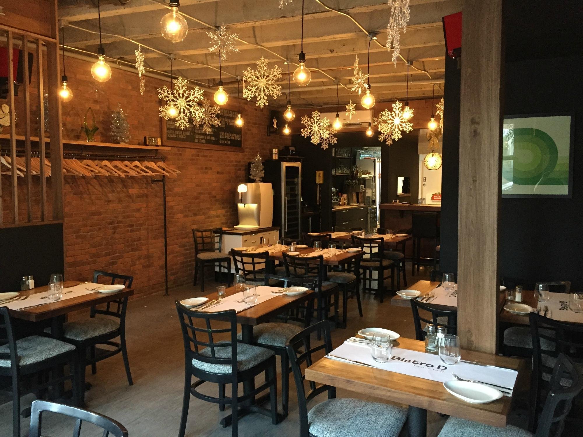 L'Éternel restaurant in Vézelay, France