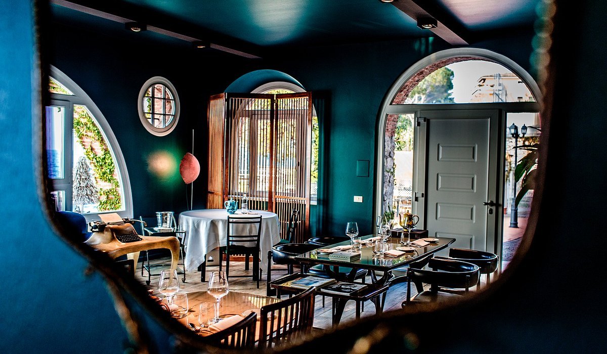 Lido 84 restaurant in Fasano del Garda, Italy