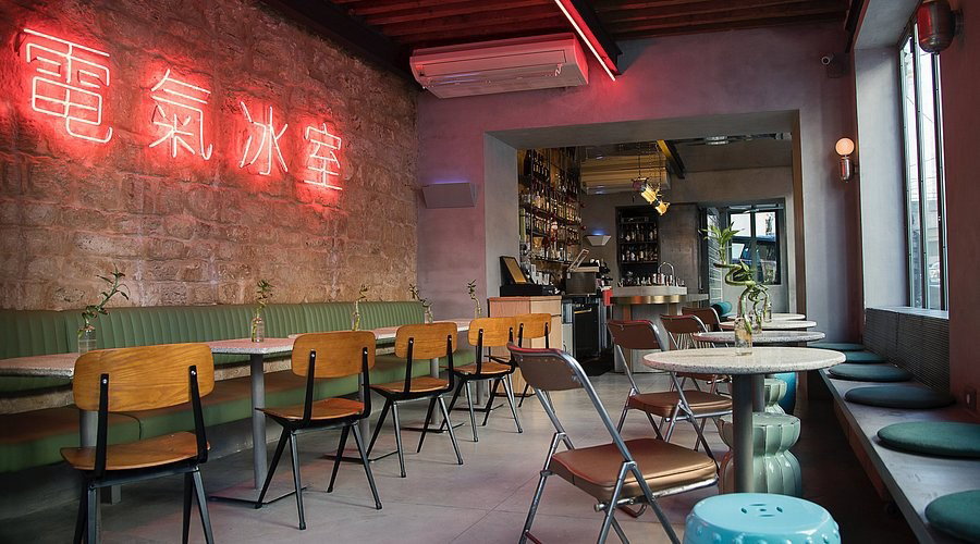 Electric Bing Sutt bar in Beirut, Lebanon