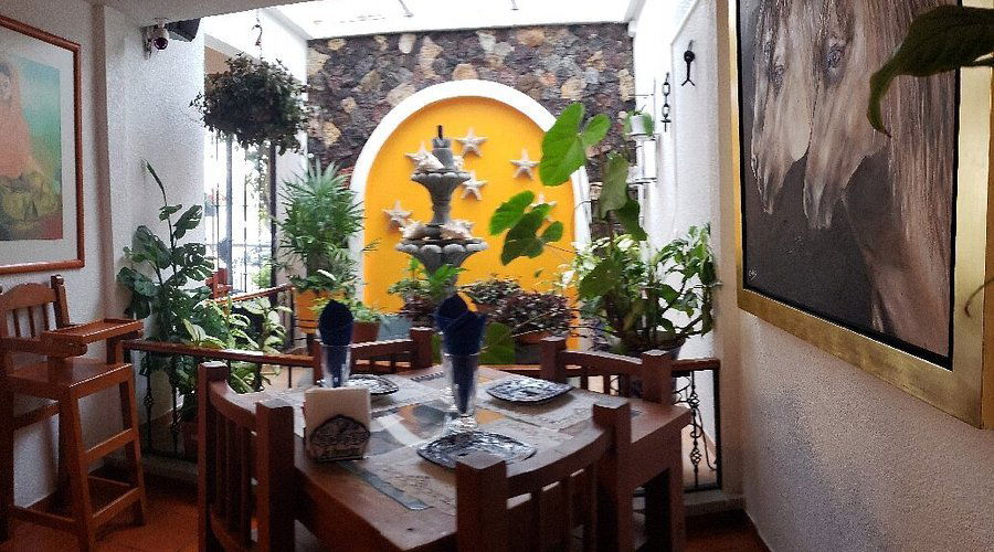 La Tronera, Restaurant in Villadepalos