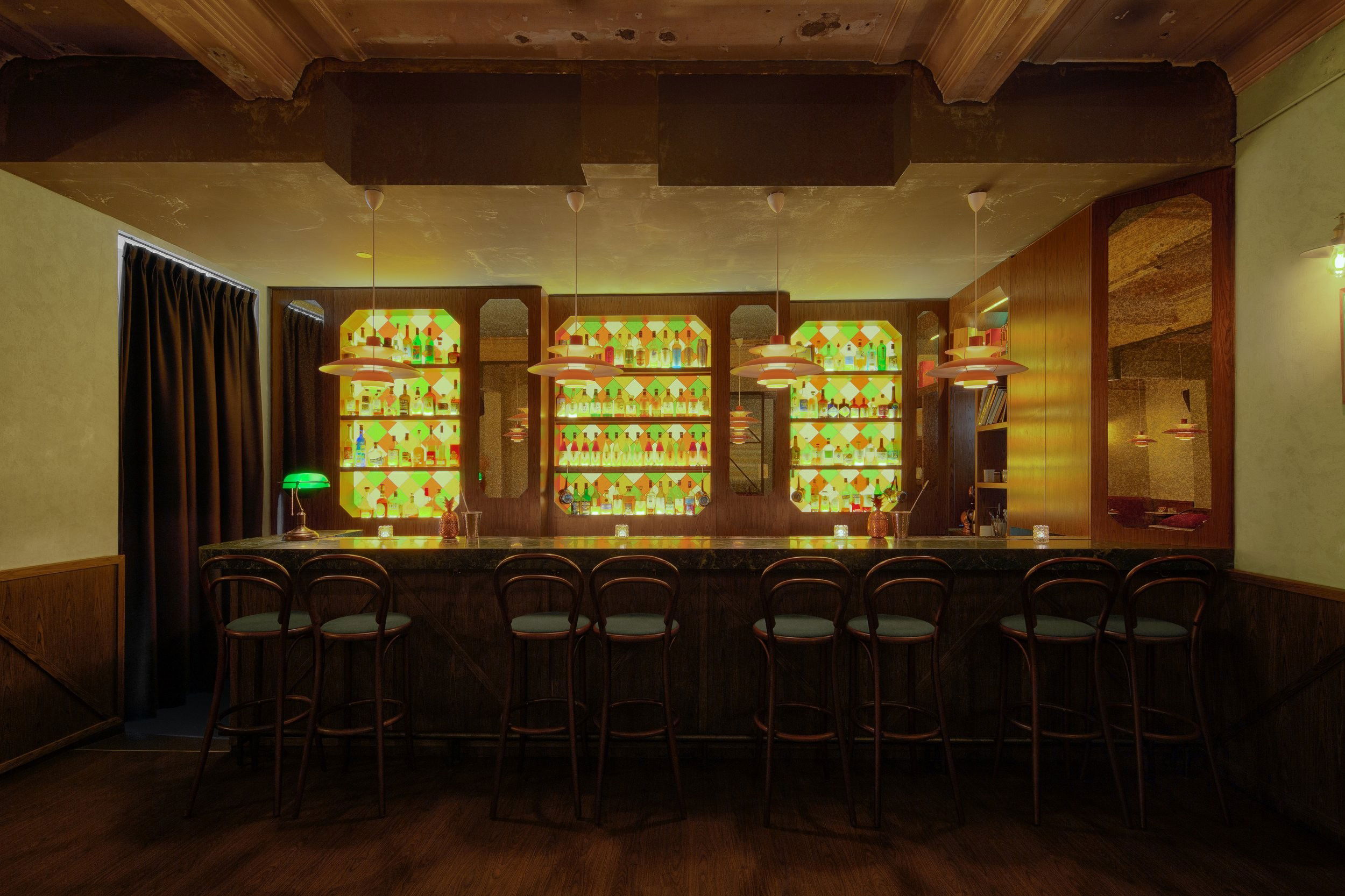 Gibson, Bar in Singapore