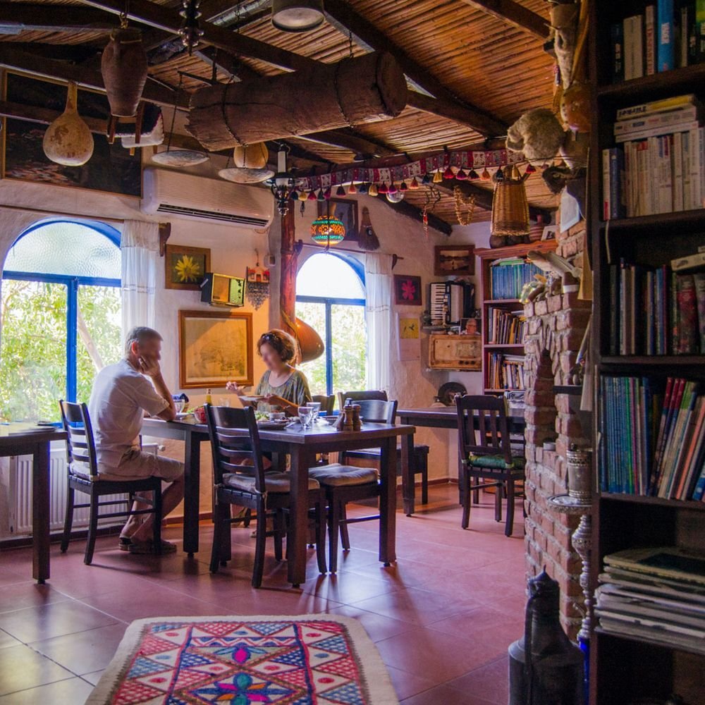 Agora Pansiyon restaurant in Milas, Turkey