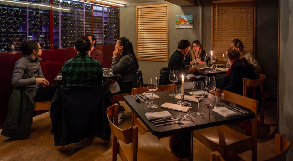2025 New York Times America's Best Restaurants by New York Times (2025)
