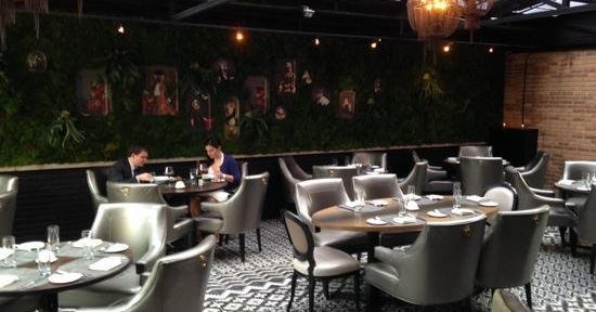 GG's Chicken Shop Restaurant, Chicago | En Primeur Club